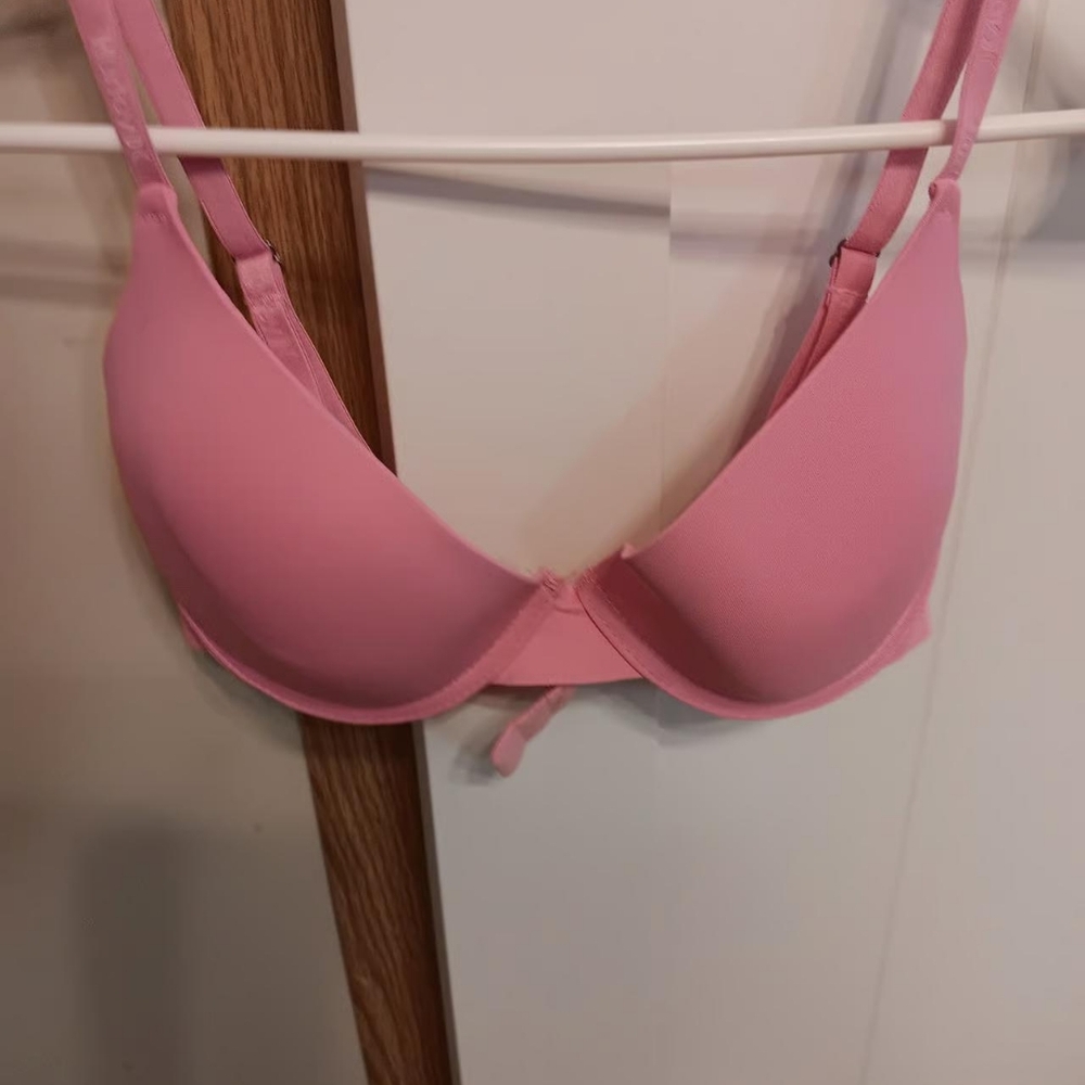 Womens hurley pink bra size 36b
